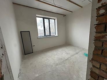 Продажа коттеджей и домов: Трёхкомнатная времянка и новый дом четыре комнатные плюс сарай 20/6 — 6