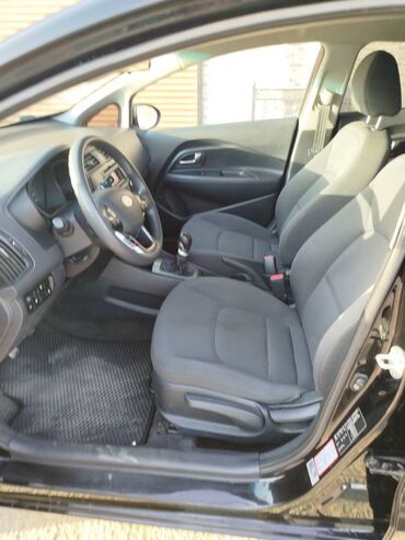 Kia: Kia Rio: 1.1 l | 2012 il Hetçbek — 6