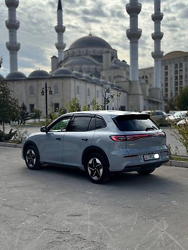 ли 7 ультра: Geely Galaxy E5: 2025 г., Электромобиль, Кроссовер — 7