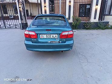 Mazda 626: 2000 г., Механика, Бензин, Седан