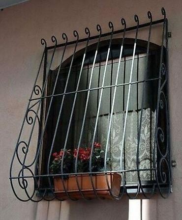 Barmaqlıqlar: Kataloqlar müxtəlifdir . Resotka 1-kv 35 AZN başlayır . Məhəccər 1-kv — 8