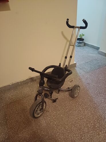 uşaq dojdevikləri: İki tutacaqlı araba