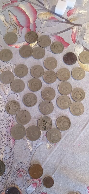 Sikkələr: Sabirabadda qedimi pul satılır — 13