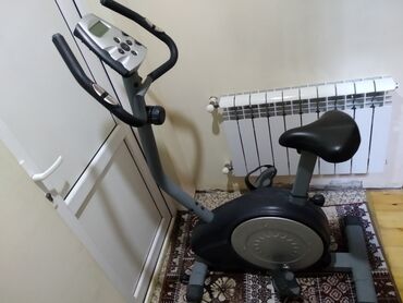 Спорт и отдых: Hər şeyi işləyir saat məsafə sürət calori ürək döyüntüləri göstərir