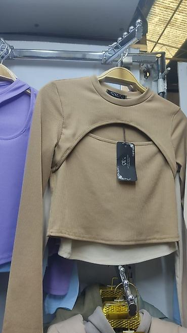 nike tech flecce: Топы и лонгсливы из рибаны (в рубчик) - Крой: приталенные модели — 2