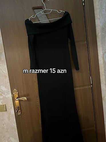 Şəxsi əşyalar: Qara uzun don — off-shoulder (açıq çiyin) dizayn, uzun qol, bədənə — 1