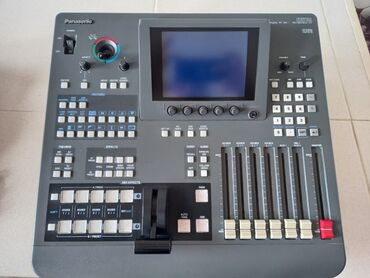 камера заднего вида: Panasonic MX70 Digital AV Mixer/Video Switcher 2-ededdi Xüsusiyyətlər