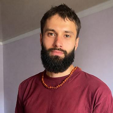 Меня зовут Николай, я специалист по движению и расслаблению. Имею опыт