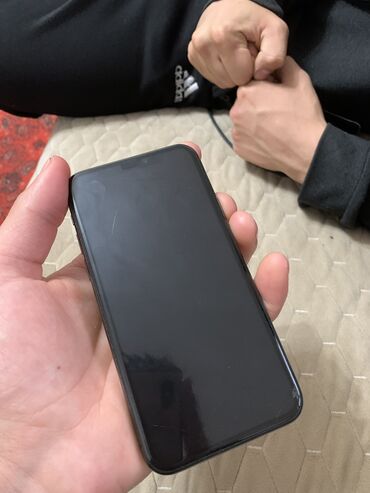 Apple iPhone: IPhone 11 Pro, Б/у, 64 ГБ, Защитное стекло, Чехол, 72 % — 3