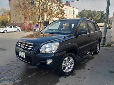 cherry masin: Kia Sportage – qara rəngli, şəhər və yolsuzluq üçün əlverişli kompakt — 3