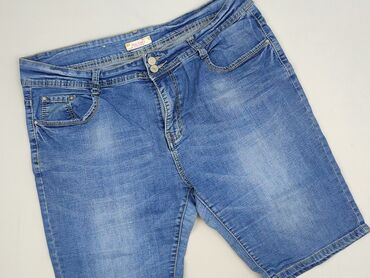 krótkie obcisłe spodenki nike: Shorts for women, size S (EU 36)