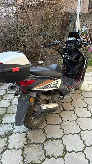 Скутеры: Тип скутера 125 куб. см, Бензин — 6