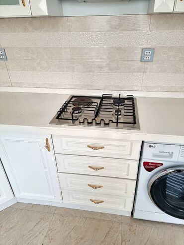 Uzunmüddətli kirayə mənzillər: Xətai metrosuna yaxin 15 mertebeli binanın 3-cu mərtəbəsində yerləşən -da lalafo.az — 24 Uzunmüddətli kirayə mənzillər: Xətai metrosuna yaxin 15 mertebeli binanın 3-cu mərtəbəsində yerləşən — 24