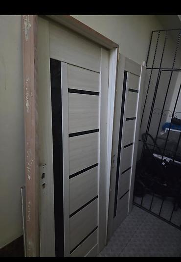 (Qapilar) yaxwi veziyyetde çerciveleri var ruckalari yoxdur 2