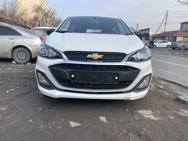 куплю машину в расрочку: Chevrolet Spark: 2020 г., 1 л, Автомат, Бензин, Хэтчбэк