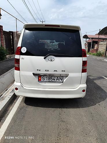 марк дыва: Toyota Noah: 2003 г., 2 л, Автомат, Бензин, Минивэн — 2