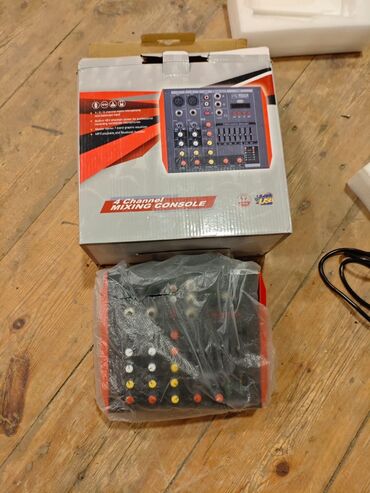 Mikrofonlar: Tezedi real alici narahat elesin