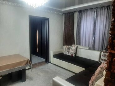 авторынок тойота: 2 комнаты, 42 м², Хрущевка, 1 этаж, Косметический ремонт