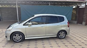 хонда джаз салон: Honda Jazz: 2008 г., 1.4 л, Вариатор, Бензин, Хэтчбэк — 3