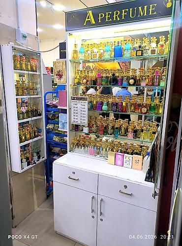 elf yaglari azerbaycan: Parfum satışı üçün hazır mebel satılır.Mebel işlənmişdir,çatdırılma — 1