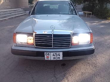 highlander 2012: Mercedes-Benz E-Class: 1991 г., 2.2 л, Механика, Бензин, Седан — 1