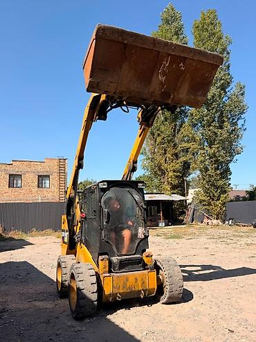 Унаа: Жүктөгүч, Caterpillar, Дөңгөлөктүү, Фронталдык — 6