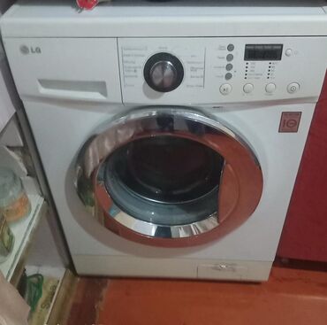 ikinci el paltaryuyanlar: Paltaryuyan maşın LG, 8 kq