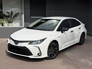 Унаа сатуу: Toyota Corolla: 2020 г., 1.8 л, Вариатор, Гибрид, Седан — 1