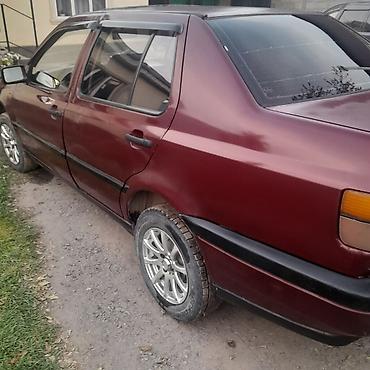 фолфаген вента: Volkswagen Vento: 1993 г., 1.8 л, Механика, Бензин, Седан — 3