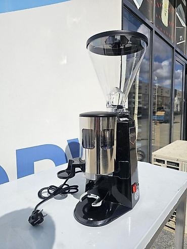Qəhvə üyüdən "Grinder" Bu şəkildə gördüyün cihaz qəhvə dənəsi üyüdən lalafo.az -da — 3 Qəhvə üyüdən "Grinder" Bu şəkildə gördüyün cihaz qəhvə dənəsi üyüdən — 3