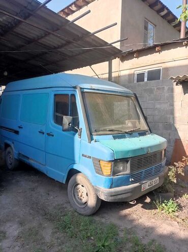 Легкий грузовой транспорт: Легкий грузовик, Mercedes-Benz, Стандарт, До 1 т, Б/у