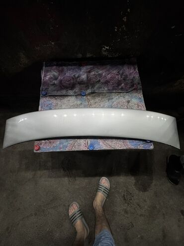 Emblemlər və nişanlar: Spoyler, İşlənmiş, Plastik, BMW E39
