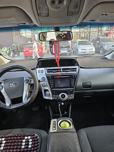 газ болон для авто: Toyota Prius V: 2016 г., Автомат, Гибрид, Универсал — 6