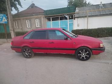 буксиры: Volkswagen Passat: 1990 г., Седан — 2