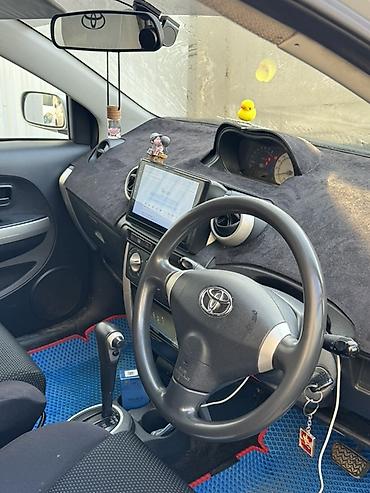 аудио касеты: Toyota Ist: 2003 г., Автомат, Бензин, Хэтчбэк — 3