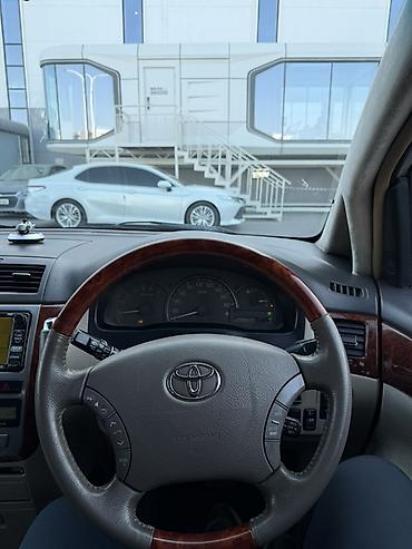 isis toyota: Toyota Ipsum: 2001 г., 2.4 л, Автомат, Газ, Минивэн — 6