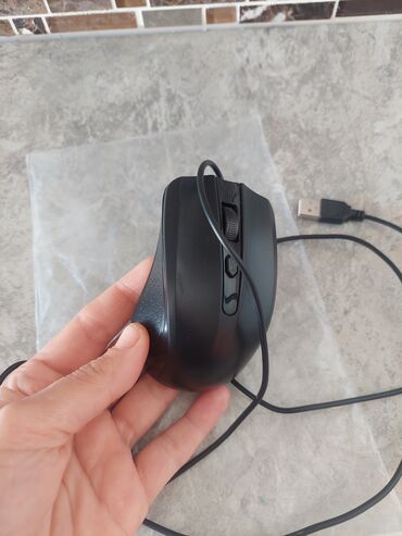 Digər kompüter aksesuarları: Tezedi heç işlənməyib