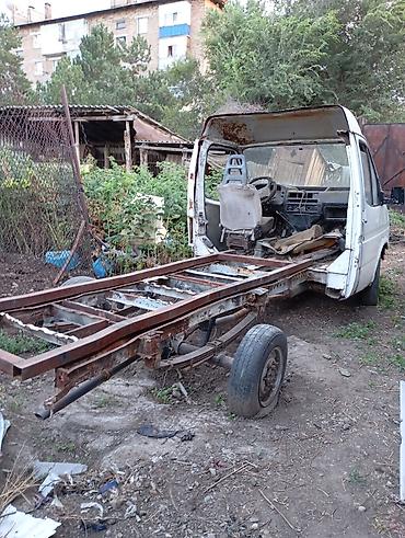 w211 e270: Легкий грузовик, Ford, Стандарт, 2 т, Б/у — 2