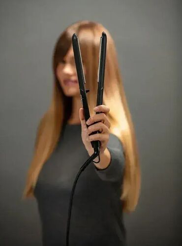 Prese za kosu: **Tehničke Karakteristike :** Brend : ROWENTA Obloga ploča: Ceramic — 11