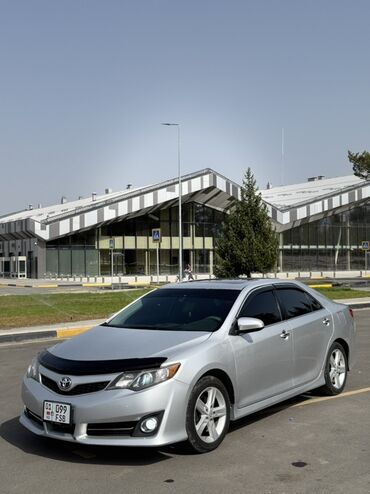 хоба машина: Toyota Camry: 2014 г., 2.5 л, Автомат, Бензин, Седан