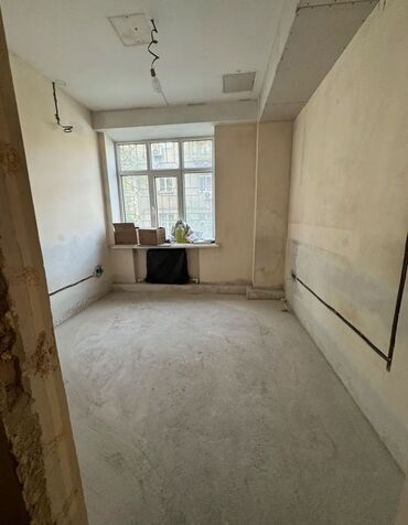 Офисы: Сдаю Офис, 193 м², В жилом комплексе, 1 линия