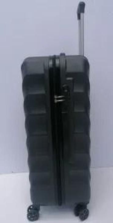 Putni koferi i torbe: Tvrdi kofer na točkiće – srednja veličina - Materijal: izdržljiva — 17