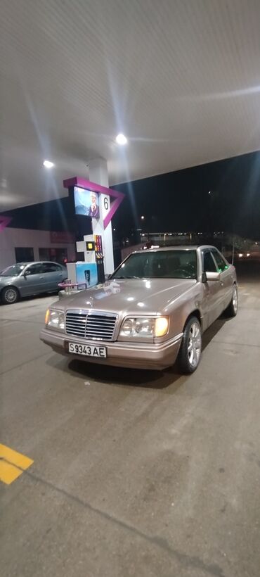 Mercedes-Benz: Mercedes-Benz E-Class: 1993 г., 3.2 л, Автомат, Бензин, Седан