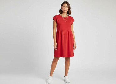 Dresses: Women`s dress, size 2XL