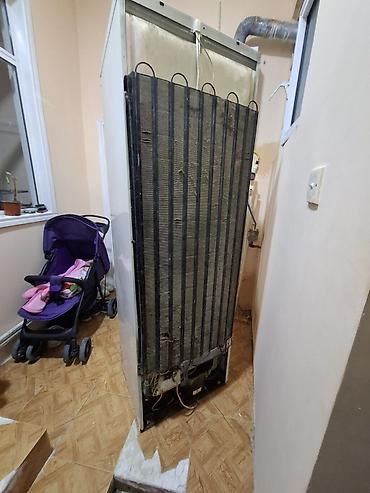 Техника для кухни: Indesit ikiqapılı soyuducu işlək vəziyyətdədi qapıların rezinleri — 3