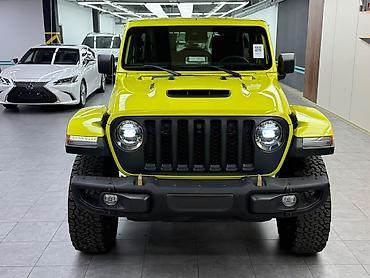 св: Jeep Wrangler: 2022 г., 6.4 л, Автомат, Бензин, Внедорожник — 4
