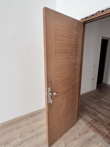 Giriş qapıları: Yeni Otaq qapısı 90x200 sm Zamok ilə, Ünvandan götürmə
