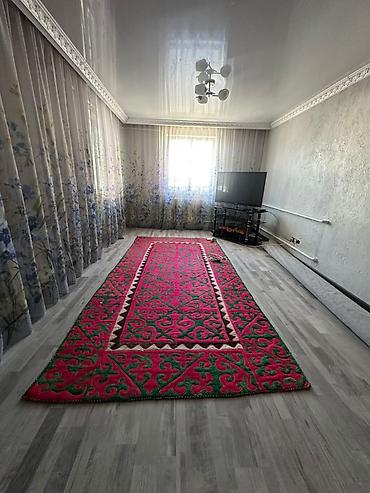 Продажа коттеджей и домов: Продается 2-х этажный частный дом 📍 Адрес: ж/м Арча-Бешик 📐 Площадь — 16