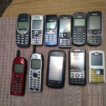 nokia 515: Nokia 1, Б/у, цвет - Черный, 1 SIM