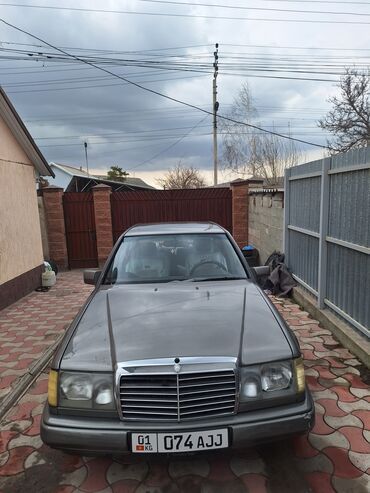 Mercedes-Benz: Mercedes-Benz W124: 1987 г., 2.6 л, Механика, Бензин, Седан